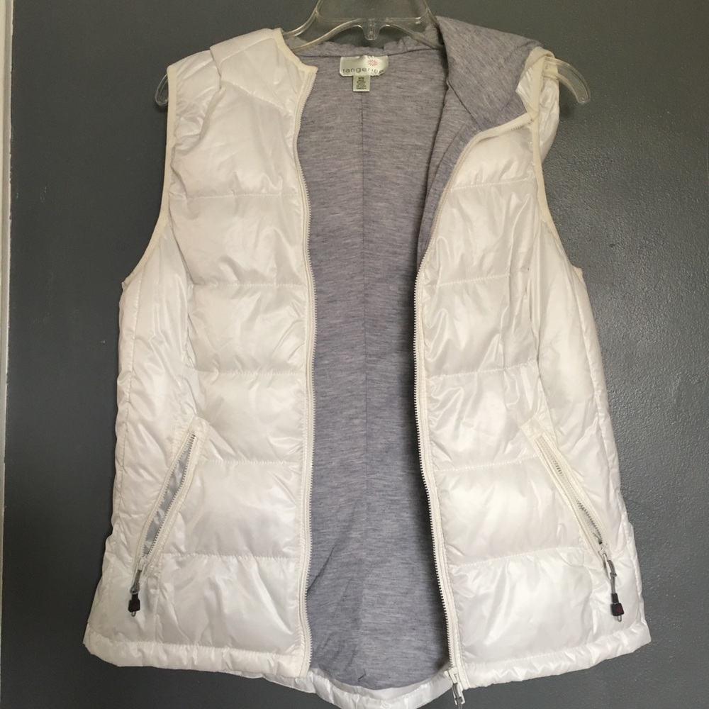 White vest